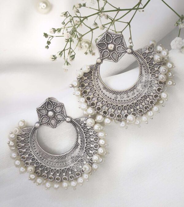Silver Chandbali