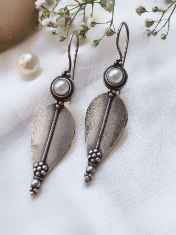 Classy Paan Hoops