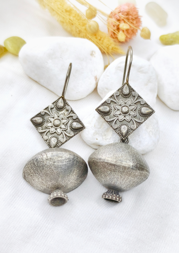 jhumka - www.vaishokijewels.com