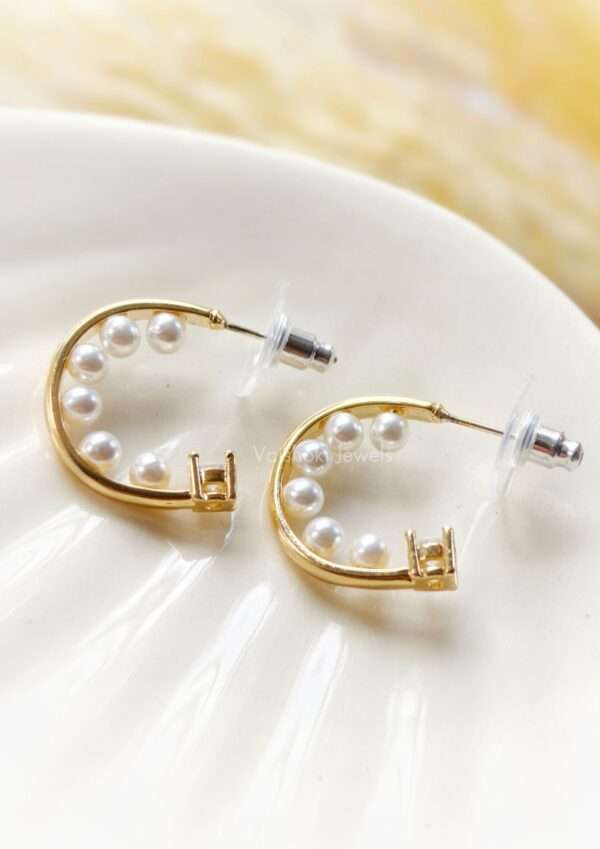 gold earrings for women