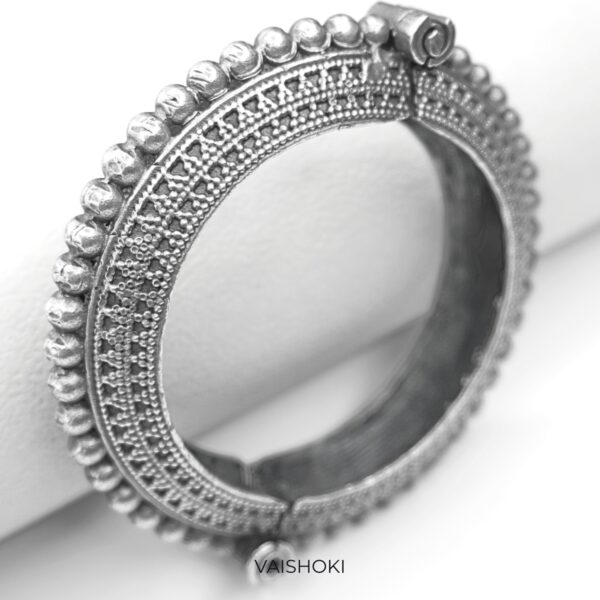 handcuff | bangles for women | kada